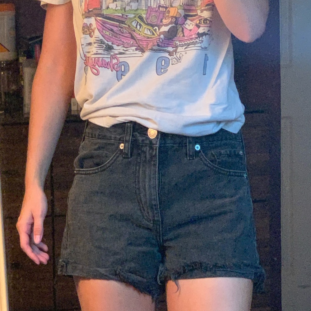 Garage size 3 black jean shorts